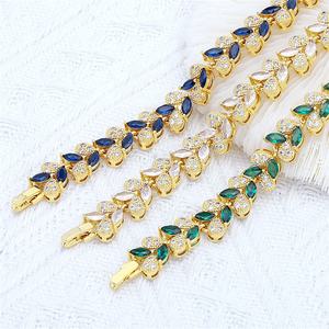 Bracelet en or plaqué <span class=keywords><strong>laiton</strong></span> Offre Spéciale pour unisexe <span class=keywords><strong>prix</strong></span> de gros bijoux pour femmes de style classique avec cristal Zircon - Product Image 2