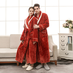 <span class=keywords><strong>Peignoir</strong></span> en flanelle à carreaux ananas d'hiver unisexe épaissi <span class=keywords><strong>grande</strong></span> <span class=keywords><strong>taille</strong></span> longueur au genou Robe tissée à la mode pour les couples - Product Image 2