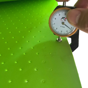 Rouleau de mousse EVA perforée respirante avec trous pour emballage de chaussures, marque <span class=keywords><strong>Firefox</strong></span>, épaisseur et taille personnalisables - Product Image 4