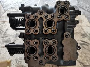 701-34-11002 D85A-18 Repuestos para Bulldozer Shantui SD22 SD16 SD32 SD13 Válvula de Control de Caja Hidráulica de la Hoja - Product Image 2