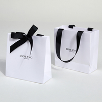 Bolsa de Papel Blanca para Joyería con Logotipo Personalizado al por Mayor de Boyang