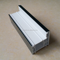 Profilé d'extrusion en plastique PVC UPVC série 70 certifié ISO pour fenêtres et portes
