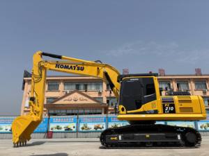 Haute qualité faibles heures de travail Original japon KOMATSU utilisé PC210-8 pelle 2022 modèle moteur et engrenage 110kW puissance en Stock vente - Product Image 3