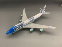 Maquette d'avion de passagers 747 Air Force One à double porte avec éclairage et roues, ornement d'aviation statique simulé