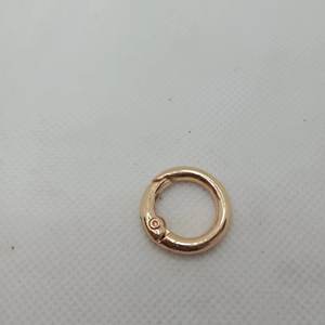 حلقة مفاتيح دائرية من سبائك الزنك بمشبك زنبركي للبيع بالجملة، مشبك معلق للحفلات والأعراس الصينية - Product Image 6