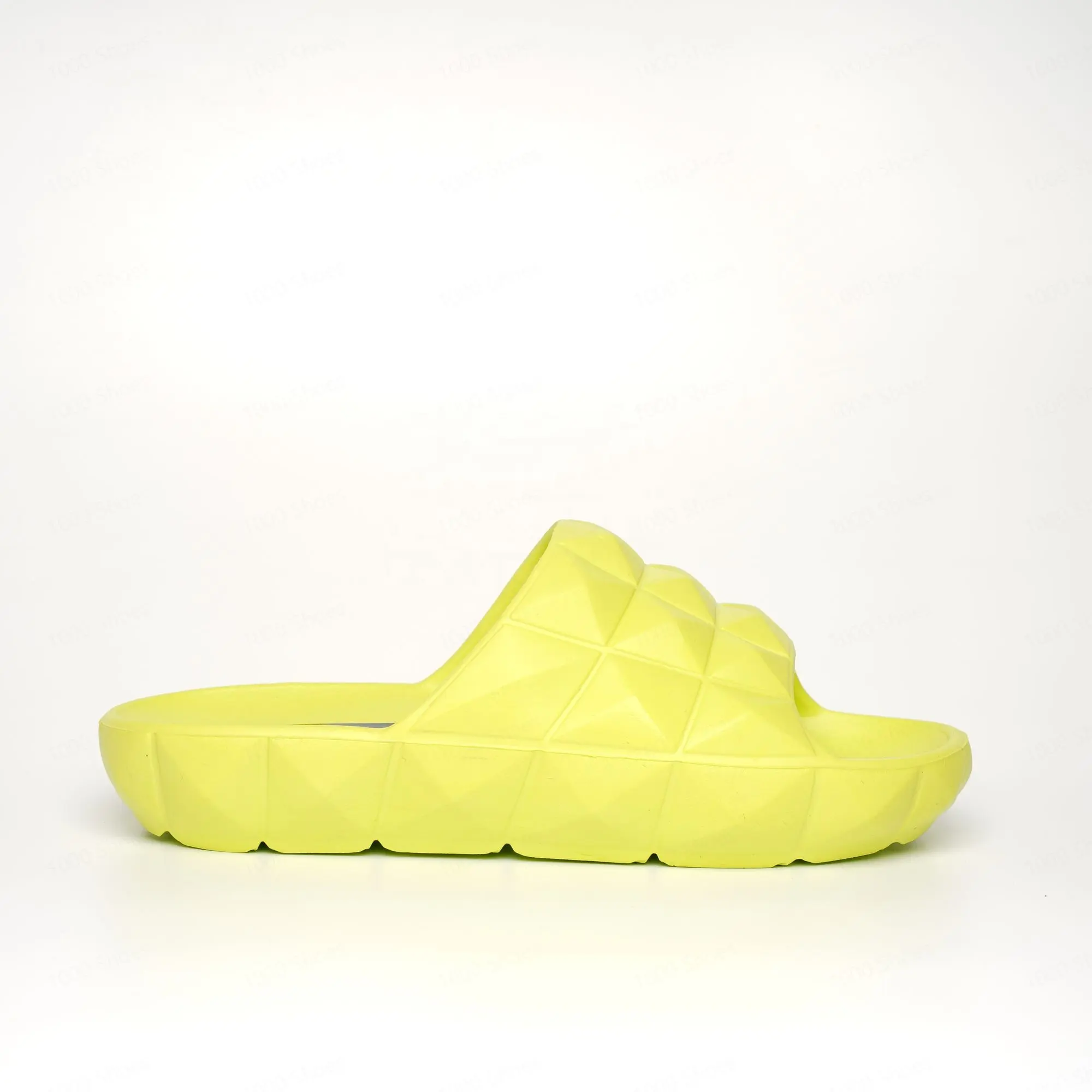 Pantofole con diapositive stampate di design personalizzato pantofole da uomo da spiaggia in rilievo morbido EVA personalizzate per uomo per donna