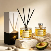 Bouteille diffuseur à roseaux en verre sodocalcique personnalisée 150 ml 5 oz, design cylindrique côtelé, logo personnalisé, boîte d'emballage de luxe vide, vente en gros