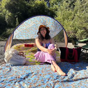 <span class=keywords><strong>Tente</strong></span> de plage Pop up imprimée avec LOGO personnalisé, pare-soleil protégé contre les <span class=keywords><strong>UV</strong></span> avec sac de sable pour l'extérieur et l'été - Product Image 1