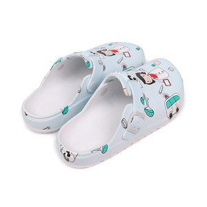 Sabots pour femmes à imprimé infirmière de dessin animé, chaussures de jardin légères antidérapantes en EVA, sandales de plage d'extérieur - Product Image 2