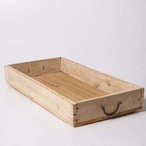 Bandeja de Servir de Madera de Teca Vintage de Alta Calidad, Estilo Art Deco, Pieza Decorativa Funcional Hecha a Mano en Rajastán - Product Image 1
