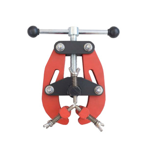 Herramienta de Sujeción para Tuberías y Localizador de Accesorios de Soldadura para Tuberías y su Contraparte - Product Image 1