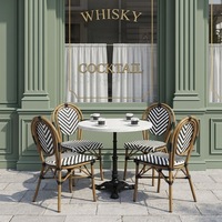 Ensemble table et chaises de salle à manger en rotin de style chinois et vintage français pour restaurant, café, salon de thé, gîte - Fabriqué en Chine