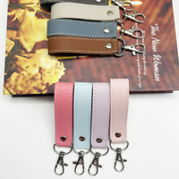 Porte-clés en cuir PU couleur bonbon porte-clés de voiture de mode porte-clés de sac Portable pendentif porte-clés pour la Promotion anniversaire noël