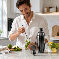 Ensemble de shaker à cocktail noir canon de fusil 4 pièces en acier inoxydable, outils de bar Cobbler avec doseur, cuillère de bar et paille pour bar à domicile