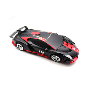 Nouveau <span class=keywords><strong>jouet</strong></span> <span class=keywords><strong>robot</strong></span> voiture télécommandée transformable pour enfants, échelle 1:12, texture mate - Product Image 6