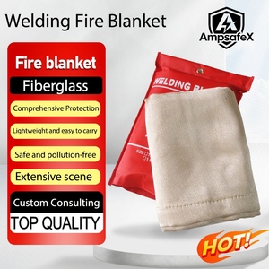 Manta de Soldadura Ignífuga Resistente a Altas Temperaturas AmpsafeX, 4x4 pies, Retardante de Llama, 100% Fibra de Vidrio Dorada, Seguridad Industrial - Product Image 1