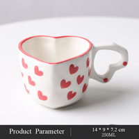 Tasse créative en céramique pour couple d'amour service à thé de l'après-midi avec motif de cœur rouge et assiette en porcelaine pour cadeaux