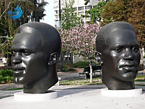 Escultura <span class=keywords><strong>de</strong></span> Bronce Fundido <span class=keywords><strong>de</strong></span> Alta Calidad, Impresión Digital Moderna Personalizable, Busto <span class=keywords><strong>de</strong></span> Cabeza <span class=keywords><strong>de</strong></span> Hombre <span class=keywords><strong>de</strong></span> Tamaño Real - Product Image 1