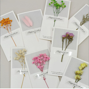Jour de l'<span class=keywords><strong>An</strong></span> Saint Valentin Cartes de voeux Roses séchées Cadeaux de poche Fête des enseignants Anniversaire Festive Roses Collection de cartes - Product Image 1