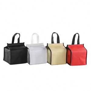 Sac isotherme professionnel en non-tissé pour l'extérieur, idéal pour le transport de courses, sécurisé et promotionnel pour les supermarchés - Product Image 4