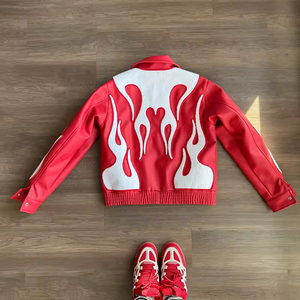 Jaket Pria Kulit PU Bordir Chenille Merah Model Crop Zipper Streetwear Custom YUCHEN Oem - Product Image 5