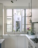 Ventana Abatible de Aluminio Modelo Prima 03, Hecha a Medida, con Doble Vidrio Templado, Insonorizada, con Certificación Energy Star, Resistente al Viento, Venta al Por Mayor