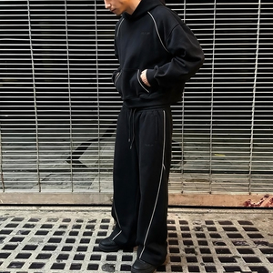 High Quality Cropped Hoodie and Sweatpants Sweatsuit Set Custom Baggy Cotton Tracksuit Oversized <b>Blank</b> Tracksuits for Men - Product Image 2