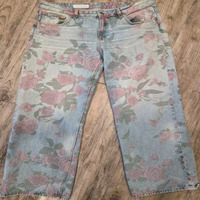 Tissu en denim imprimé coloré, 100% coton, 100 oz, adapté à la confection de pantalons, jupes et vestes pour femmes.