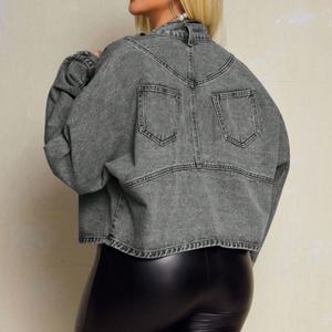 Nouvelle Arrivée Veste en Jean de Haute Qualité Style Street Hip Hop Vintage Délavé à l'Acide Coupe Courte Épaules Tombantes pour Femme - Product Image 3