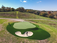 Tapis de golf extérieur à usage domestique MCG OEM tapis d'herbe verte artificielle pratique pour pratiquer le tapis de golf de la collection verte