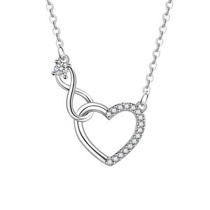 Collier de luxe pour femmes en argent sterling 925 de qualité supérieure, avec des cœurs entrelacés en zircone cubique 3A - Product Image 1