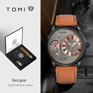 นาฬิกาควอตซ์ TOMI T104 รุ่นใหม่มาแรงสำหรับผู้ชาย ขายส่ง มีสินค้าในสต็อก ดีไซน์หน้าปัดทรงกลมพรีเมียม สายหนัง เหมาะสำหรับใช้ในชีวิตประจำวัน - Product Image 1