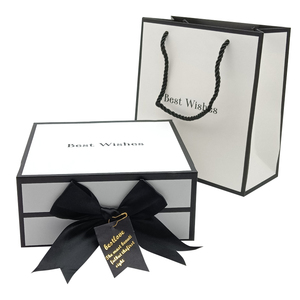 Scatola Regalo Quadrata Bianca in Carta Rigida con Logo Personalizzato, Goffratura, Laminazione Opaca, Rivestimento in Spugna per Crema Occhi (Riciclabile) - Product Image 4