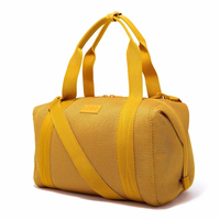 Sac de sport en néoprène pour femmes 2026, sac à main tendance avec fermeture éclair, sac de voyage en maille respirante pour toute la semaine, vente en gros pour femmes