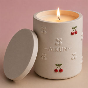 Vela Aromática de Cerámica con Diseño Floral Personalizado AIKUN OEM para Regalos de Boda, Decoración del Hogar y Ramadán - Product Image 2