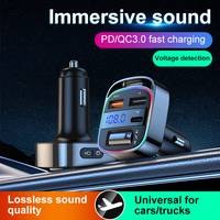 Adaptador Bluetooth para Auto, Receptor de Audio FM Inalámbrico, Cargador PD QC3.0, Llamadas Manos Libres, Reproductor de Música USB, Pantalla de Voltaje, Luz Ambiental