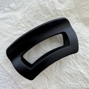 Pince à cheveux en résine acétate style léopard vintage simple pour femme - Product Image 1