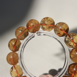 สร้อยข้อมือซิทรินควอตซ์คุณภาพสูง สร้อยข้อมือคริสตัลสีเหลืองคาราเมลเสริมโชคลาภ สร้อยข้อมือพลังจักระทางจิตวิญญาณ - Product Image 3