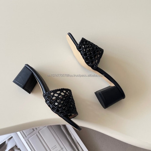 Sandalias y Pantuflas de Tacón Cuadrado con Punta Abierta para Mujer, Diseño Casual y Moderno 2026, Marca de Diseñador, Cierre Deslizante para Verano - Product Image 6