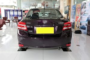 <span class=keywords><strong>Precio</strong></span> al por mayor: Toyota Vios Sedán 2017 usado, 1.5L CVT, coche familiar compacto de 5 plazas con bajo consumo de combustible para suministro global. - Product Image 4