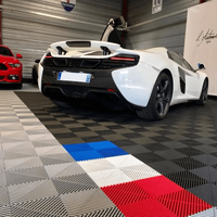 Dalles de sol de garage en PP emboîtables colorées 40*40*1.8cm, revêtement modulaire rigide en plastique pour atelier de detailing automobile