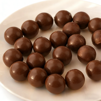 Chocolate Negro Redondo en Forma de Globo Terráqueo, Chocolate Amargo en Bola Dorada, Empaquetado en Papel de Aluminio, Venta Directa de Fábrica al por Mayor