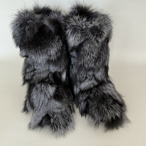 <span class=keywords><strong>Scarpe</strong></span> invernali invernali da <span class=keywords><strong>donna</strong></span> soffice stivali in vera pelliccia di volpe da <span class=keywords><strong>donna</strong></span> peluche caldi stivali da <span class=keywords><strong>neve</strong></span> calzature di lusso da ragazza con pelliccia di moda - Product Image 2