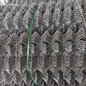 Tela de Cerca Galvanizada Preta de 8 Gauge X 2 Polegadas, Alta Qualidade, Cerca de 14 pés - Product Image 2