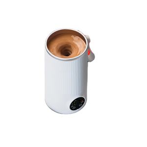 Taza de Café Eléctrica Inteligente Recargable con Pantalla de Temperatura, Taza Mezcladora Portátil con Carga USB - Product Image 4