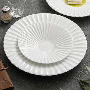 Tazón de Ensalada Irregular de Porcelana Ecológica Vintage, Platos de Postre Blancos Mate, Platos Creativos Brillantes para Frutas, para Hoteles y Restaurantes - Product Image 4