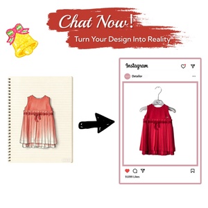 Abito in Chiffon Rosso Plissettato per Bambine, Morbido e Traspirante con Logo Personalizzato in Strass e Fiocco, Abbigliamento Firmato per Bambini - Product Image 3