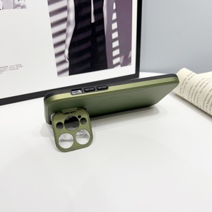 Custodia protettiva per telefono in TPU di lusso per PC con supporto per protezione dell'obiettivo custodie magnetiche per telefoni cellulari per <span class=keywords><strong>iPhone</strong></span> 12 13 <span class=keywords><strong>14</strong></span> 15 - Product Image 6