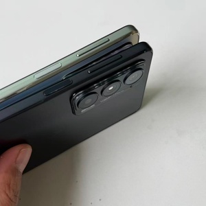 Fornitura all'Ingrosso di Telefoni Cellulari Originali Sbloccati di Alta Qualità, 128GB 6GB RAM, Versione USA, Sistema Android per Motorola Moto Edge <span class=keywords><strong>20</strong></span> - Product Image 4