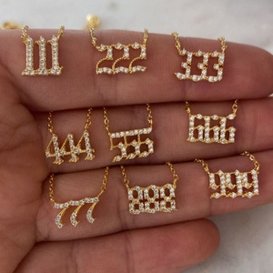 Collar de la Suerte Chapado en Oro con Colgante de Número de Diamantes Personalizado, Nuevas Llegadas - Product Image 2
